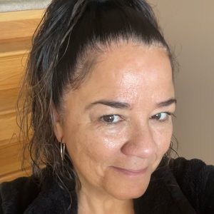 Meet your Posher, Liz